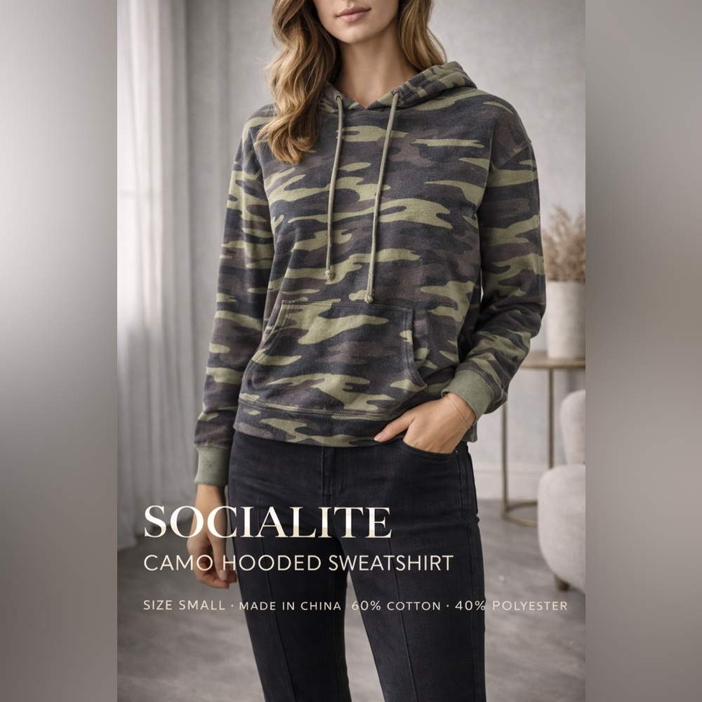 Socialite Camo Hooded Sweatshirt – Size Small